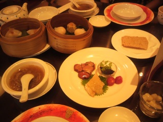 �F�B�̃I�X�X���X