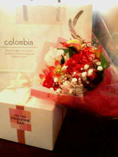 ���j����